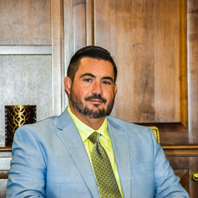 Agent Photo