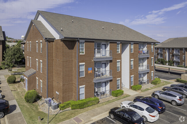 Rendezvous, Edmond, OK 73034 - photo 2