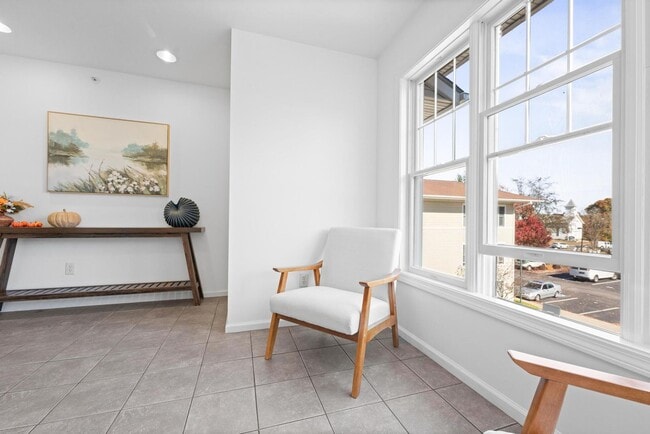 Bay Point Apartments, Niantic, CT 06357 - photo 5