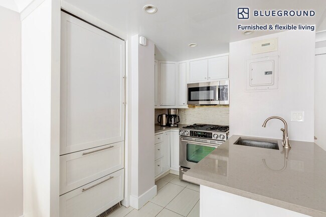 50 W 97th St unit FL12-ID1835, New York, NY 10025 - photo 7