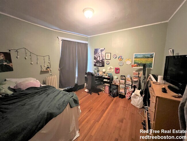 1721 Commonwealth Ave unit 3, Brighton, MA 02135 - photo 4
