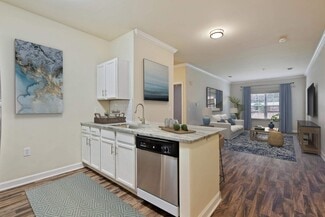 221 Embassy Dr, Fort Mill, SC 29715