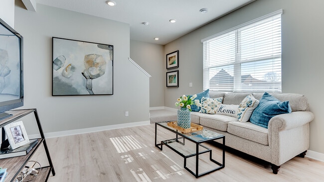 996 N South St, Wilmington, OH 45177 - photo 6