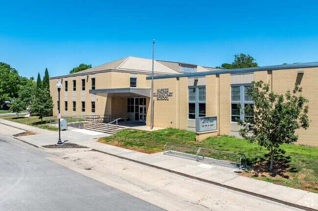 McPhee Elementary School Grades PK, K-5.