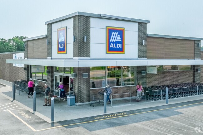 Aldi is the place for grocery deals in the area of Five Points.