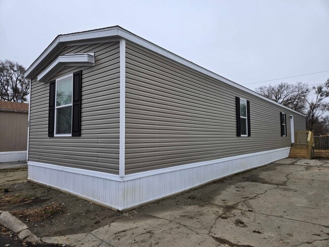 Lakeside Estates, Carter Lake, IA 51510 - photo 2