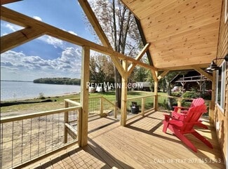 8 Sand Beach Ln, Burnham, ME 04922