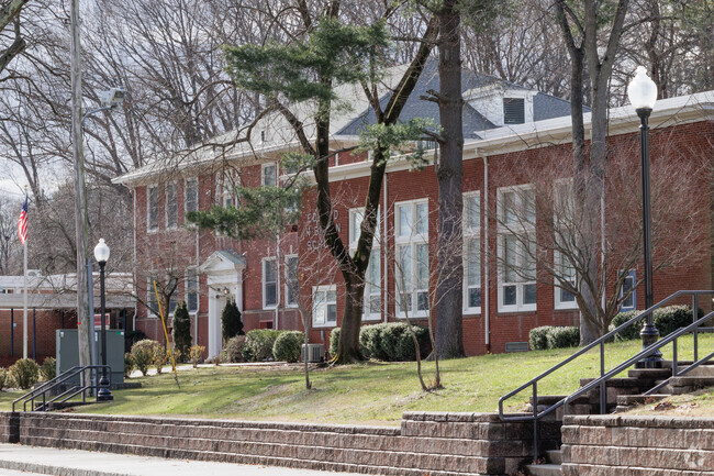 Edward H. Bryan Elementary School in Cresskill, NJ serves students in grades PK, K-5.