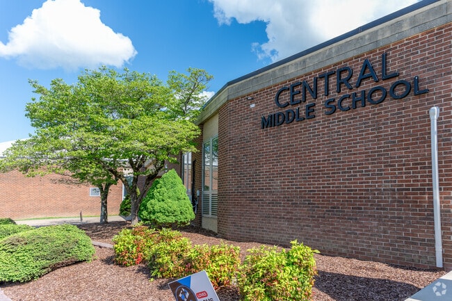 Sullivan Central Middle School in Blountville is rated B-minus by Niche.