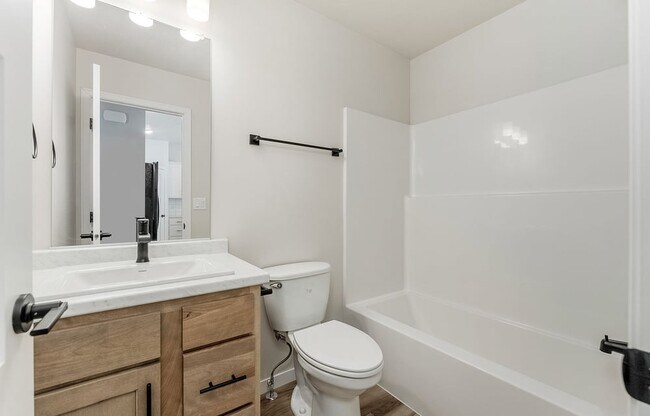 1644 Connor Ct, Yankton, SD 57078 - photo 4