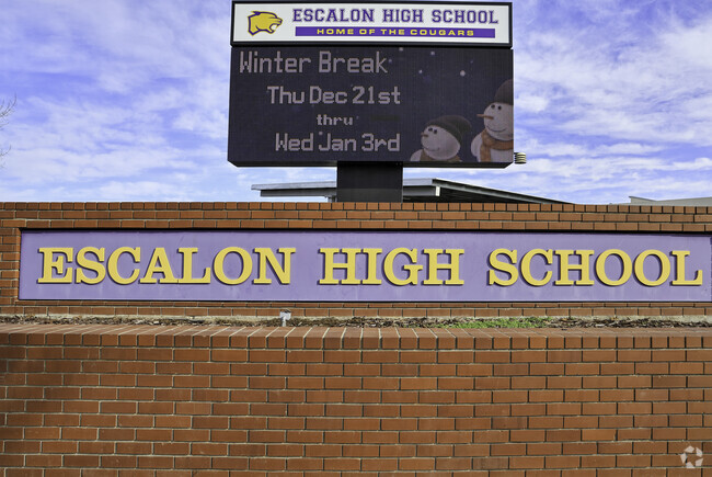 Come and visit Escalon High School in Escalon.