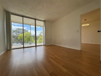 9441 Live Oak Plaza Unit 208, Davie, FL 33324