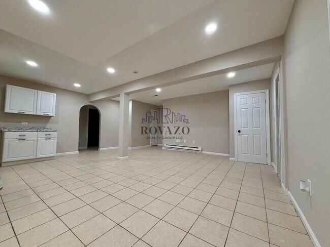 169-171-171 Osborne Terrace unit side, Newark, NJ 07112 - photo 5