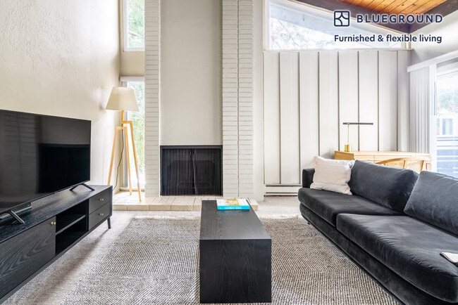 251 Arriba Dr unit FL2-ID450, Sunnyvale, CA 94086 - photo 2