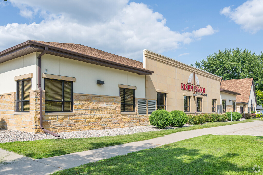 Experience the difference a Christian academy can make at Risen Savior Lutheran School.