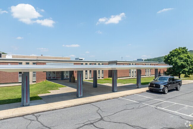 The student to teacher ratio at Pine Grove Area Middle School is 12 to 1.