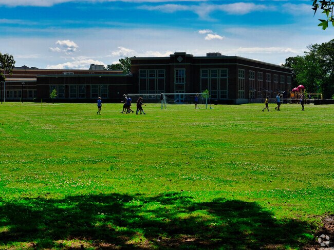 Larchmont Elementary School offers plenty of extracurriculars for students to join.