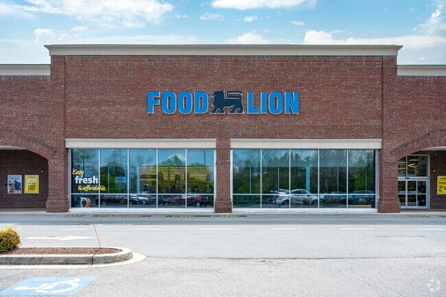 Food Lion in North Laurel has great prouce.