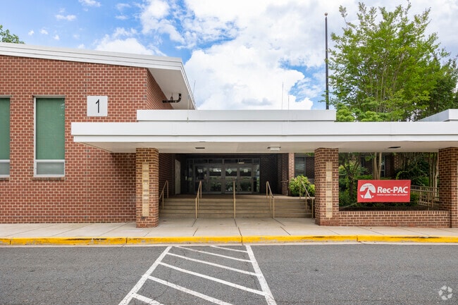 Welcome to Westbriar Elementary in Tysons Corner.