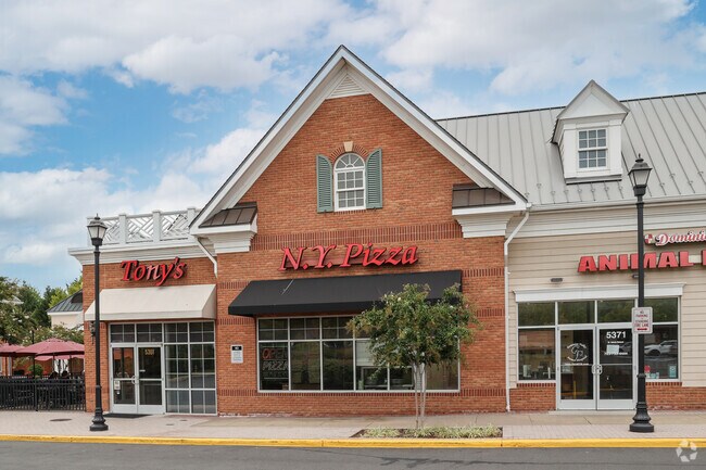 Tony’s New York Pizza near Hickory Grove is a local favorite for classic pies and friendly service.