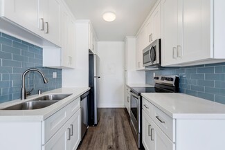 14320 Addison St, Sherman Oaks, CA 91423