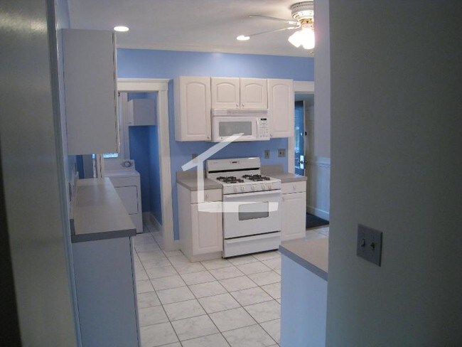 18 Bigelow St unit 1, Brighton, MA 02135 - photo 3