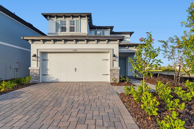 31303 Pendleton Landing Cir, Wesley Chapel, FL 33545 - photo 7