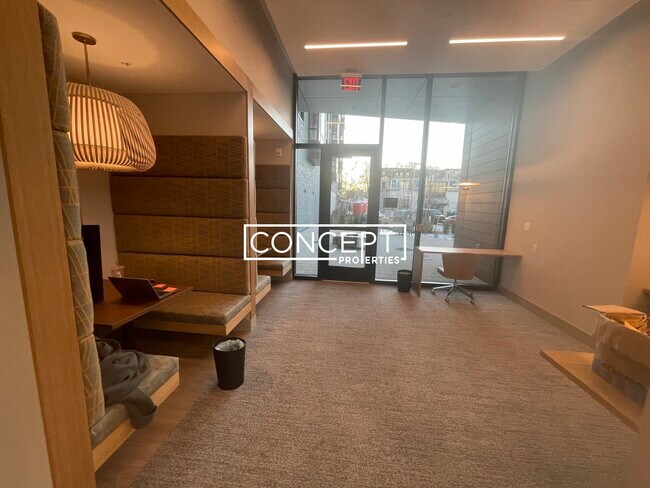 525 Lincoln St unit 205B, Allston, MA 02134 - photo 3