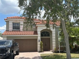13274 NW 15th Ct, Pembroke Pines, FL 33028