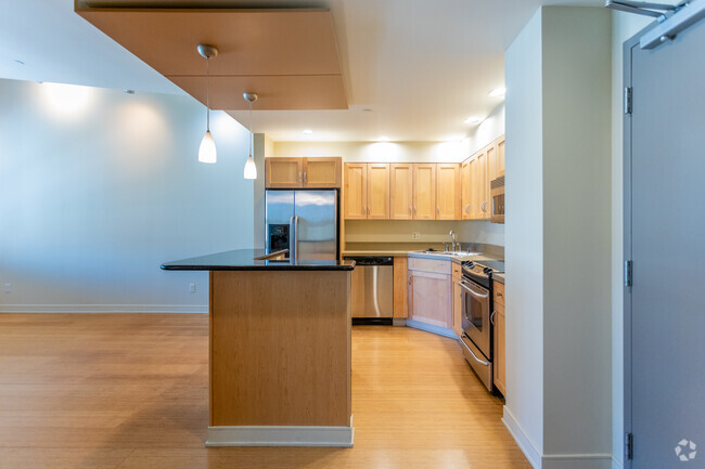 2BR, 2BA-1205SF
