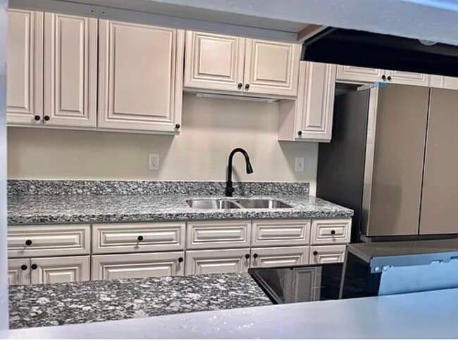 705 Vouray Dr unit 705 Vouray, Kenner, LA 70065 - photo 6