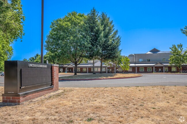 Exterior view of Lincoln Elementary School in the Lincoln, Vancouver community.