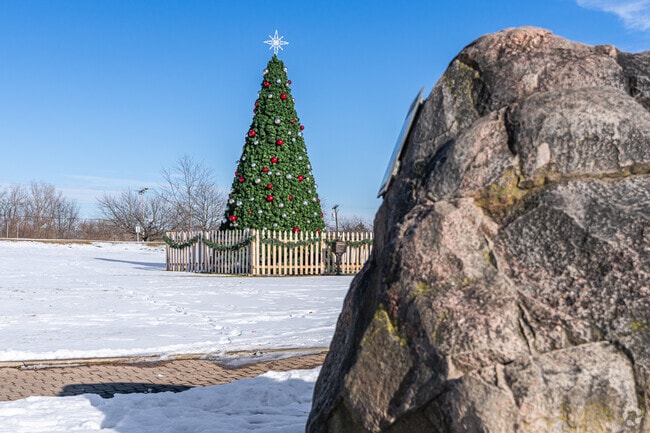 The Christmas Tree Lighting in Hobart occurs every November at Festival Park.