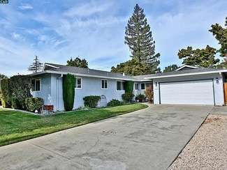 3985 Royal Arch Dr, Concord, CA 94519