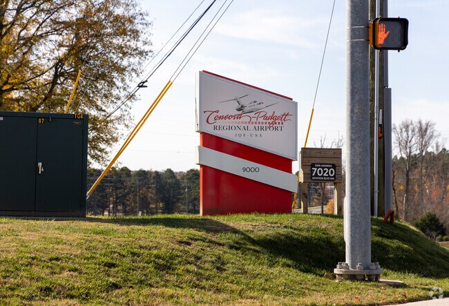Concord Regional, is a small private airport just 20 minutes from Kannapolis.