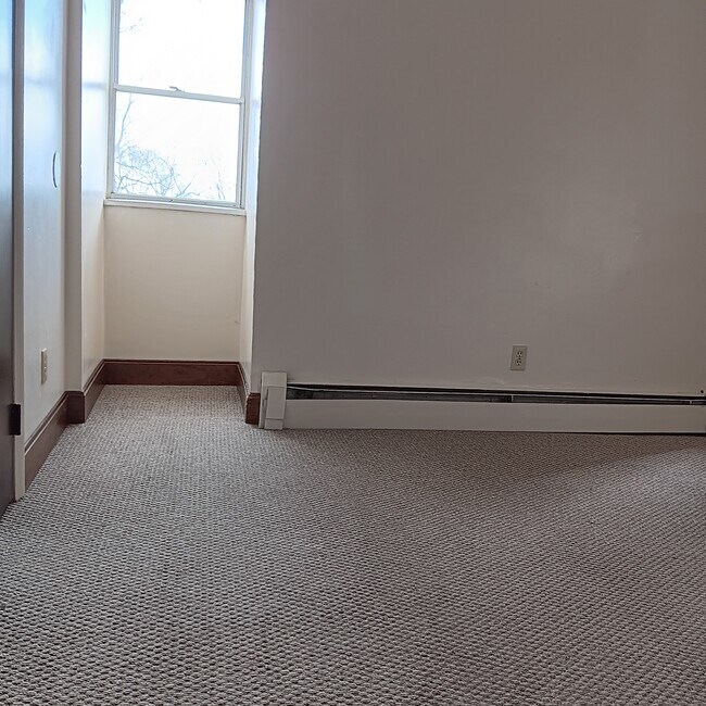 2214 Auburn Ave unit 3, Cincinnati, OH 45219 - photo 6