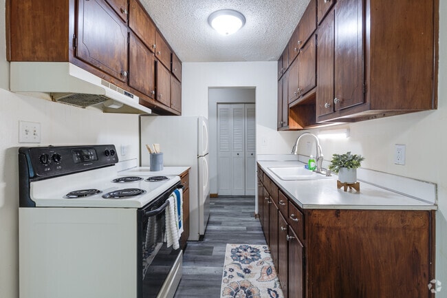 Colonial Terrace, West Saint Paul, MN 55118 - photo 6