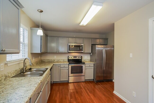 126 Sumner Meadows Ln, Hendersonville, TN 37075 - photo 7