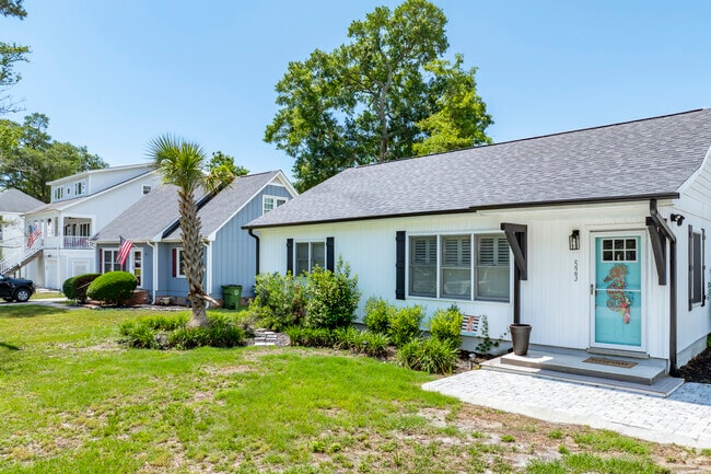 Surfside Beach is home to cozy bungalow-style homes, reflecting its relaxed coastal vibe and history as a family-friendly seaside retreat.