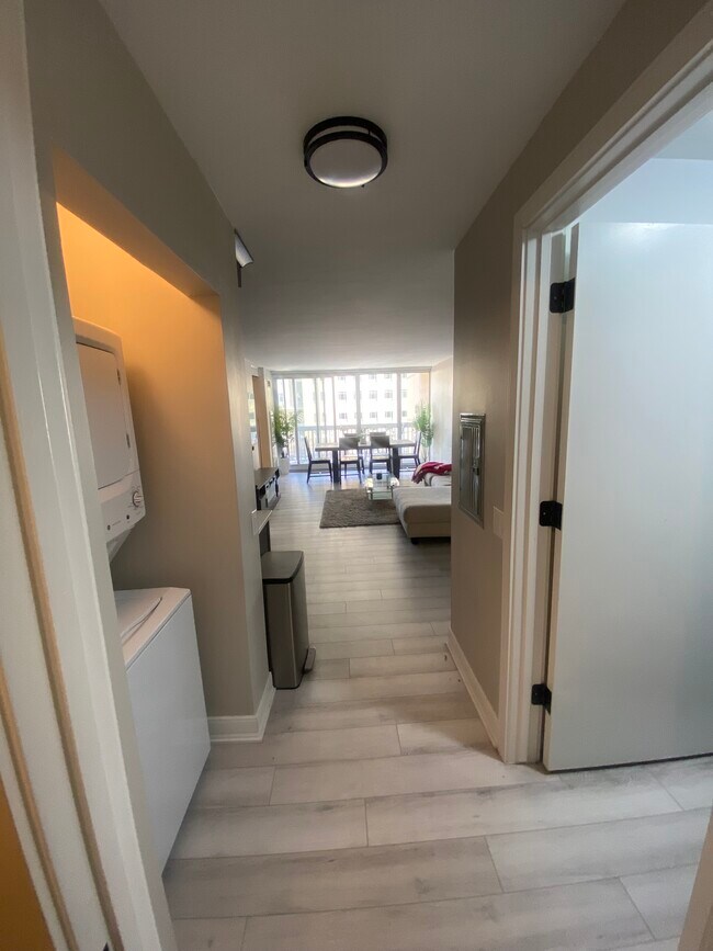 The Residences At Grand Plaza unit W1206, Chicago, IL 60654 - photo 3