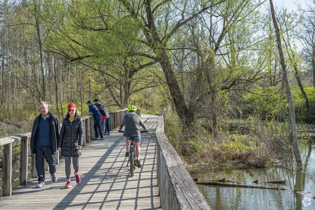 Merriman Valley's outdoor enthusiasts utilize the O&E Canal Tow Path Trail at the national park.