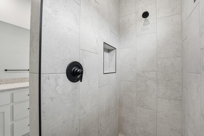 20664 Barker St, Spring Hill, KS 66083 - photo 7