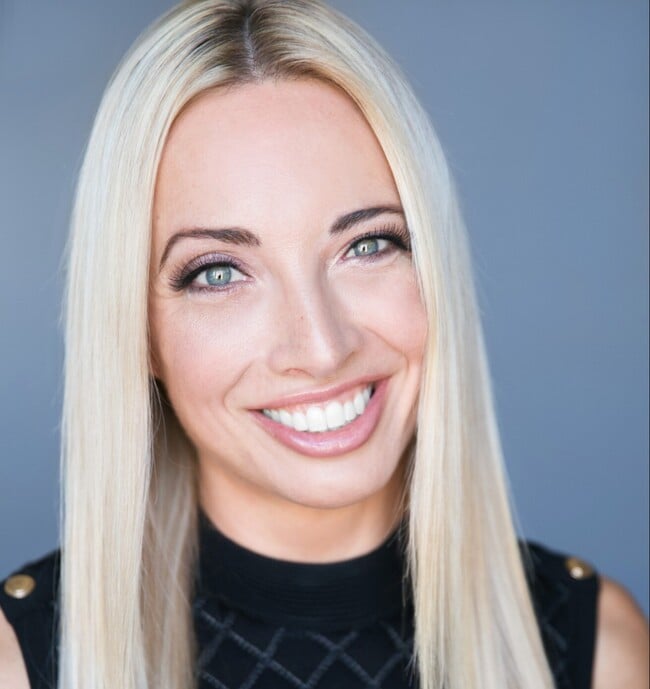 Agent Photo