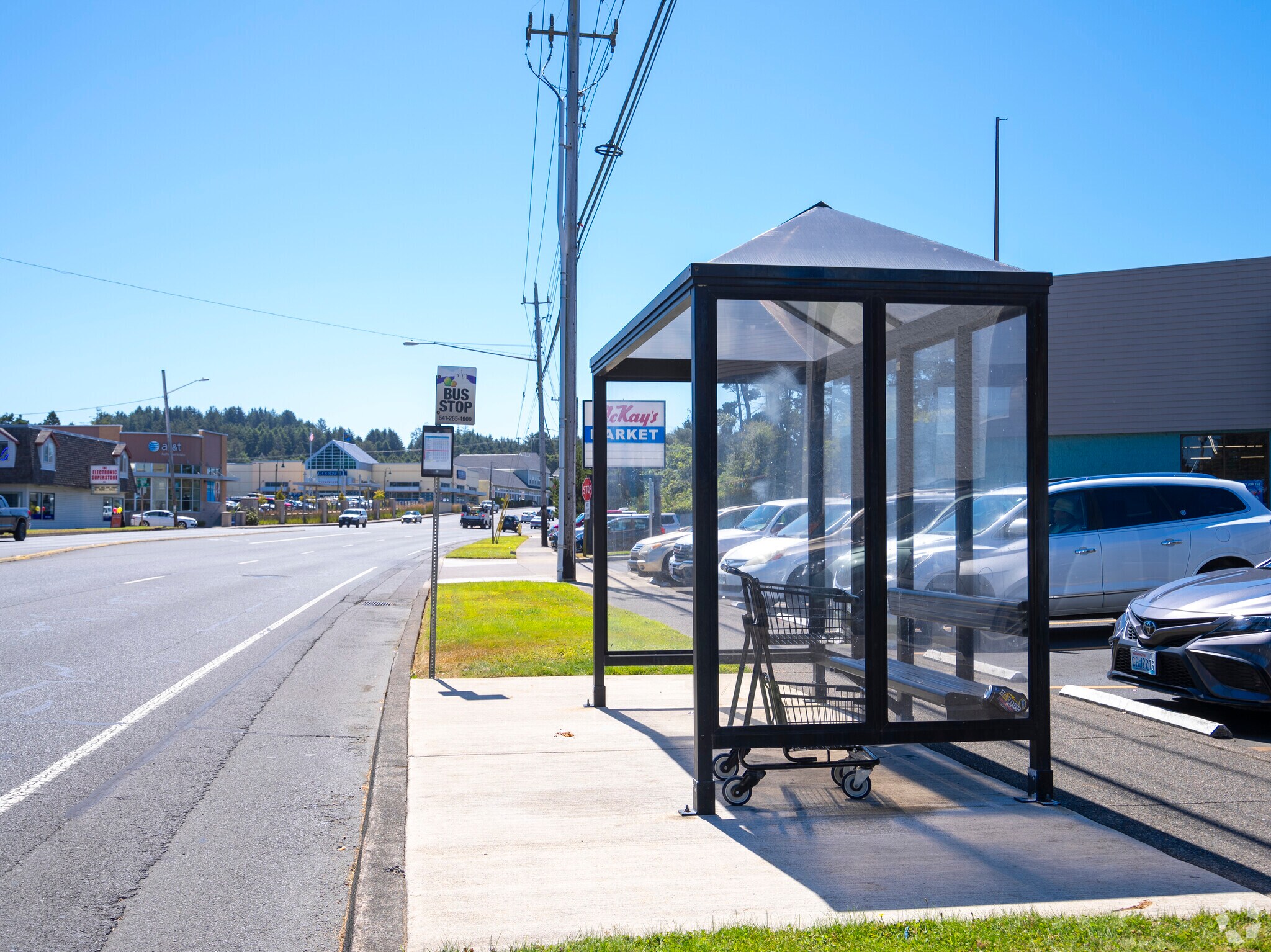 The buses around Neotsu is a convenient way to get around the area.