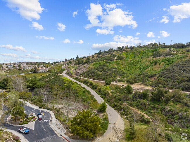 Explore The Great Outdoors With Greer Ranch's Stunning Hiking Trails