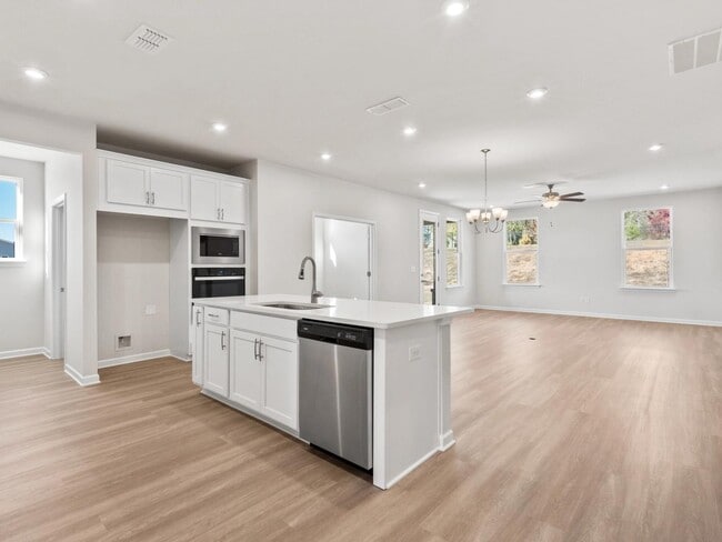 1702 Juniper Berry Way unit 36465885, Loganville, GA 30052 - photo 4