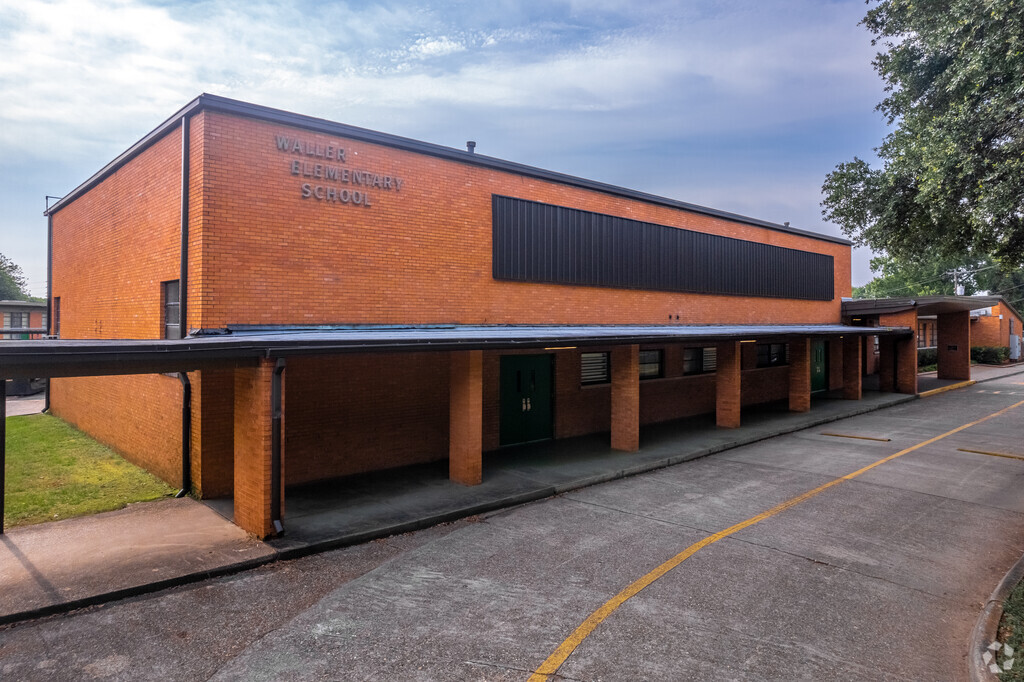 Waller Elementary School in Barksdale North neighborhood