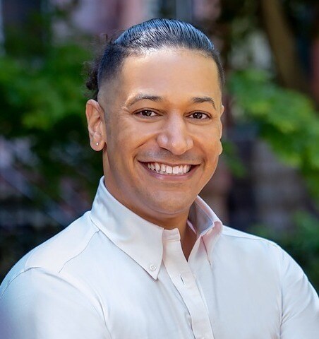 Agent Photo