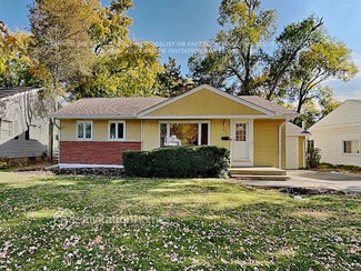 407 N Derbyshire Ave, Arlington Heights, IL 60004