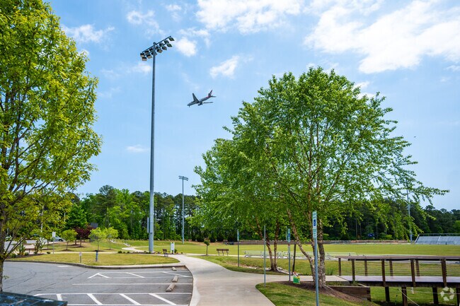Raleigh-Durham International Airport is a 5 minute drive from Twin Lakes.